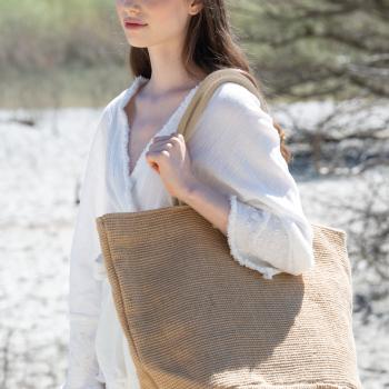 Woven jute shopping bag with knit canvas effect
