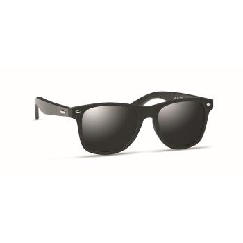 Sunglasses with bamboo arms    MO6492-03