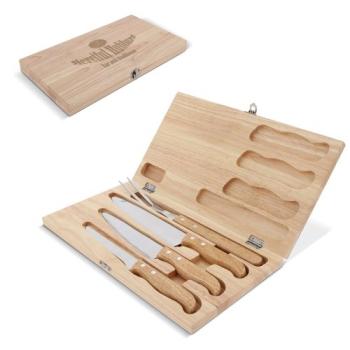 Set de couteaux dans une boîte cadeau en bambou