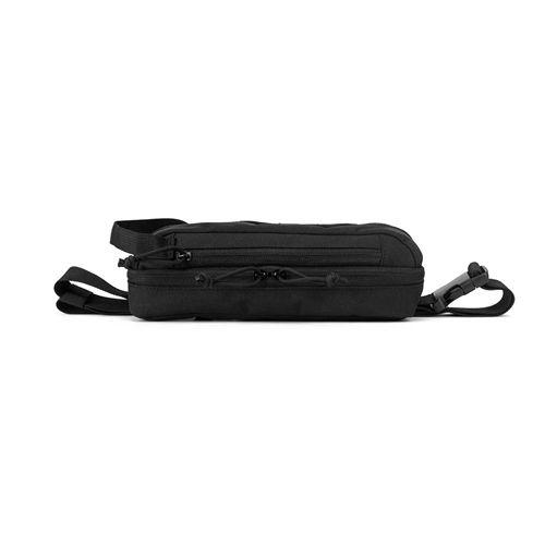 EDINBURGH. Sac banane en polyester recyclé haute densité 600D et doublure en polyester recyclé 210D