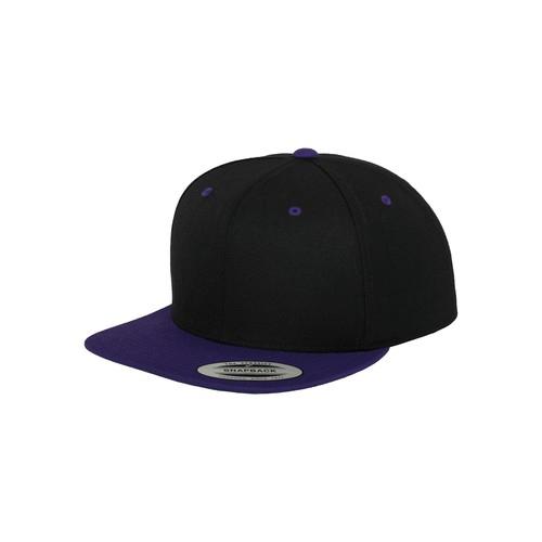 Classic two-tone snapback cap