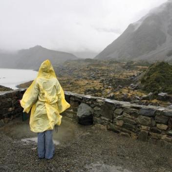 Poncho de secours pliable