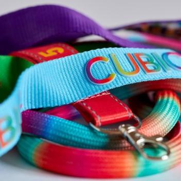 Lanyards spéciaux personnalisés